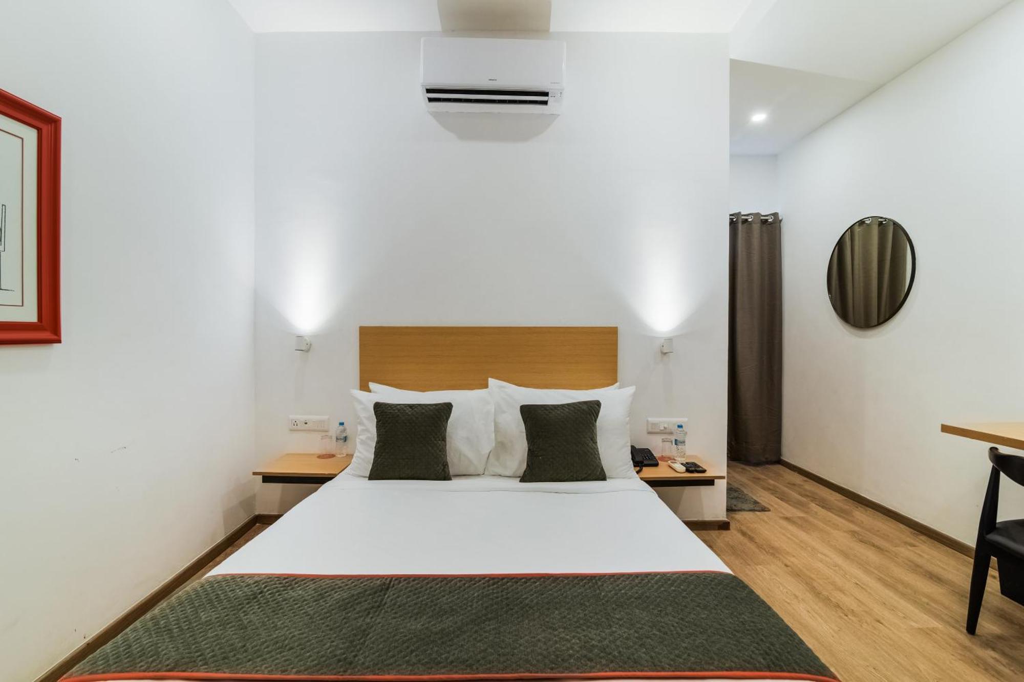 Super Townhouse Xotel 4* Chennai