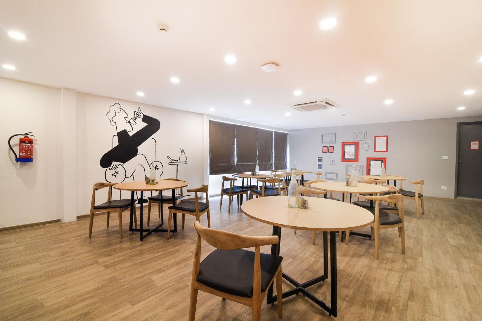 Super Townhouse Xotel Hotel