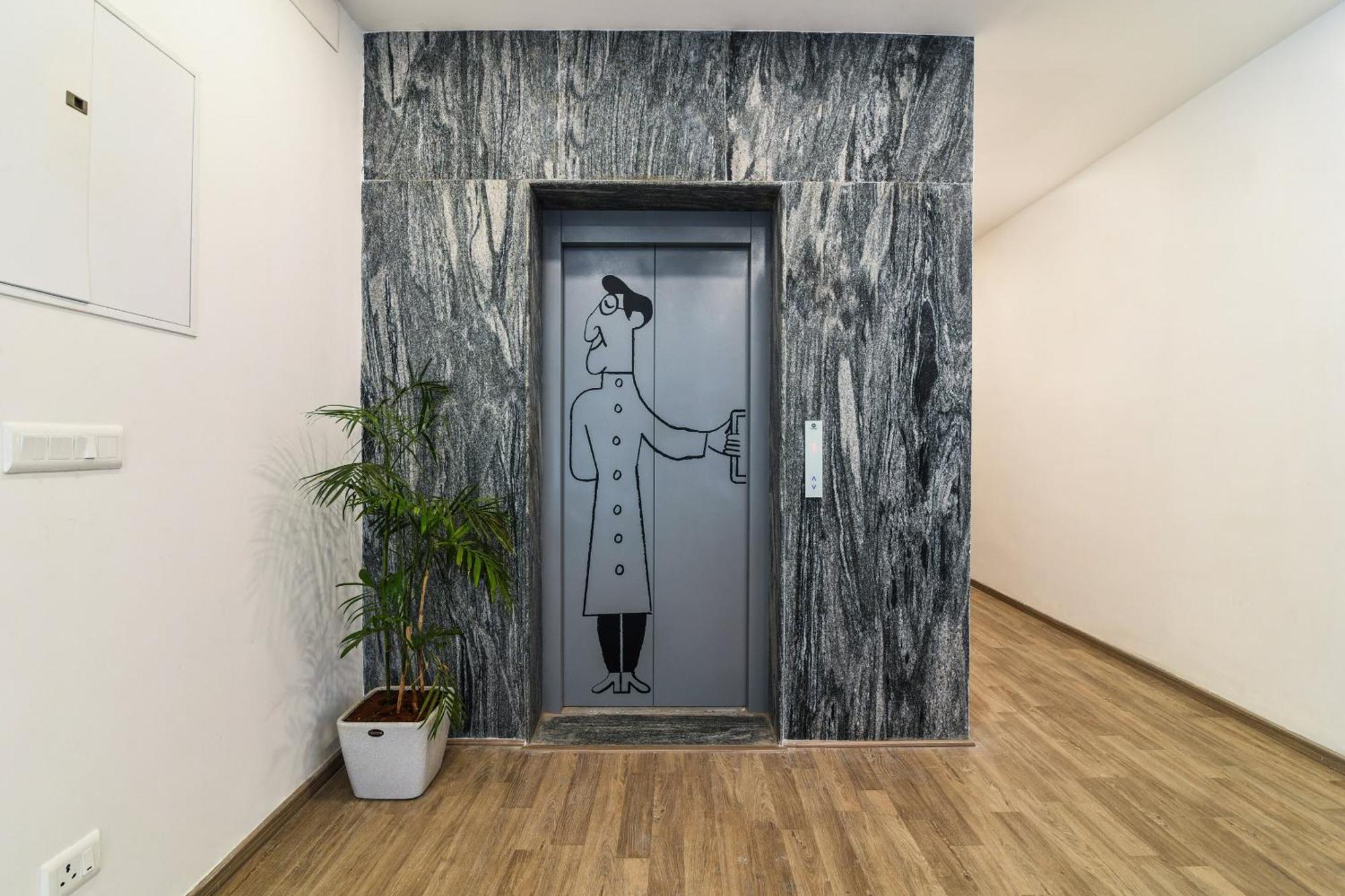 Hotel Super Townhouse Xotel Chennai